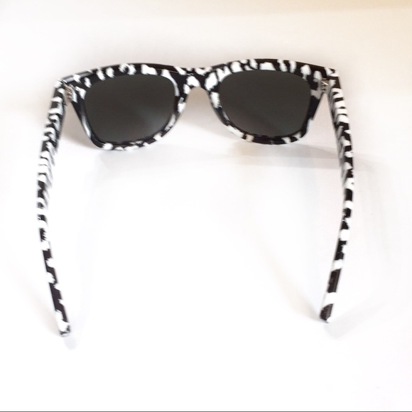 Last! Saint Laurent 50mm Square Sunglasses - Picture 3 of 6